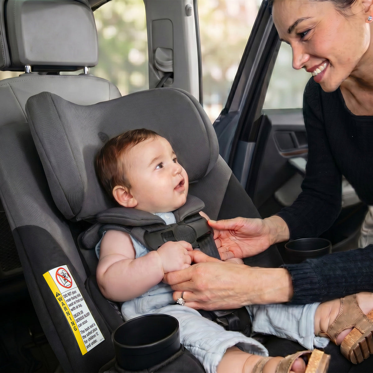 Petra All-in-One Convertible Car Seat by Mythora