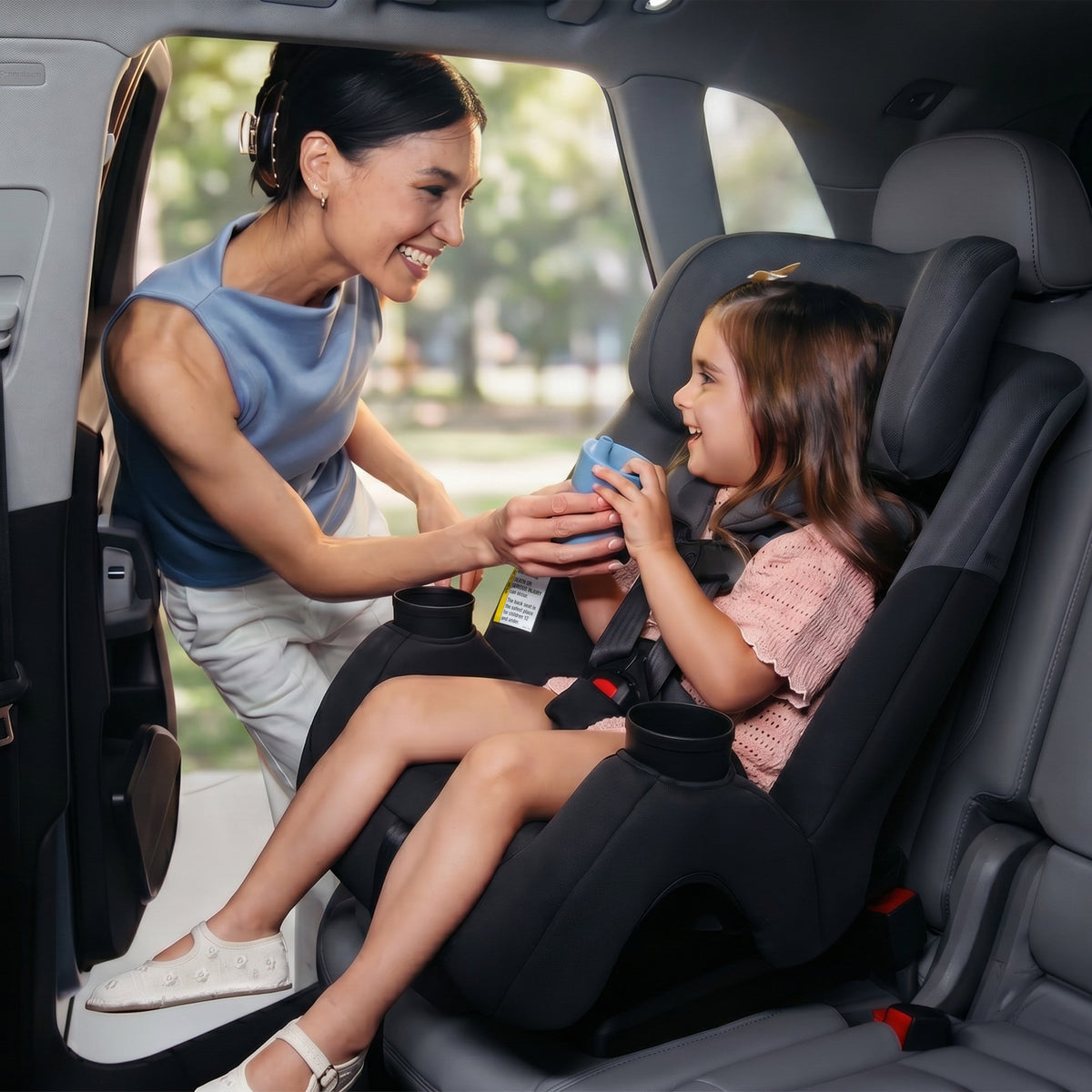 Petra All-in-One Convertible Car Seat by Mythora